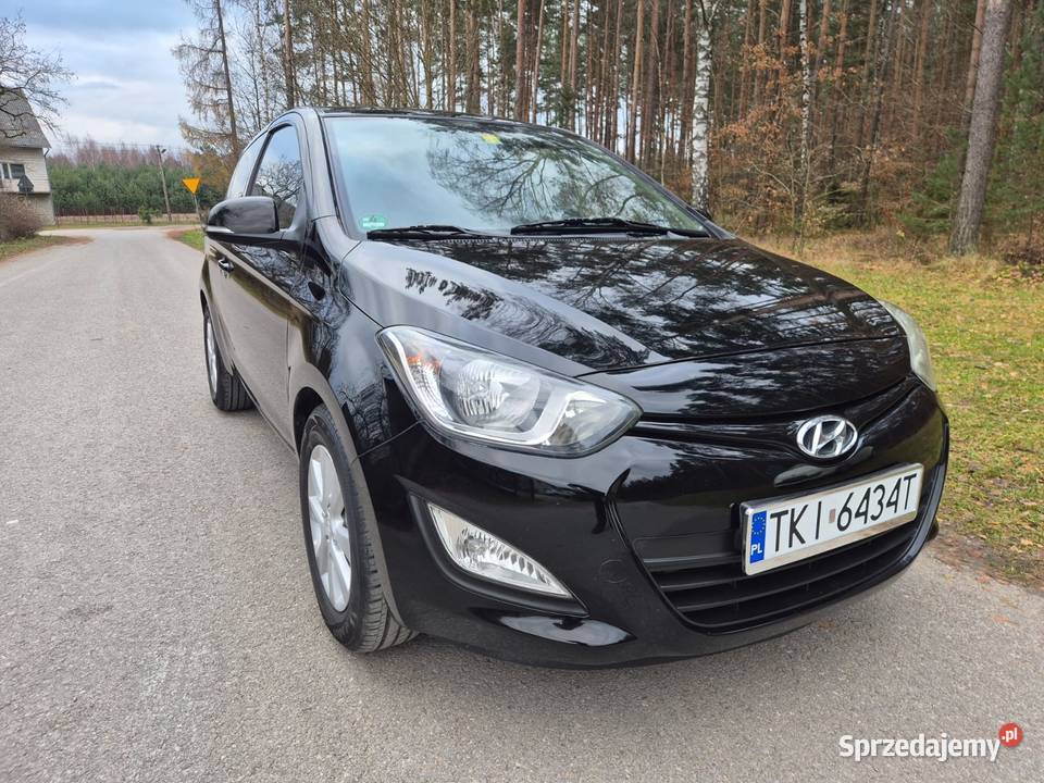 Hyundai i20 Polift Navi Rok produkcji 2013 świętokrzyskie Niwy