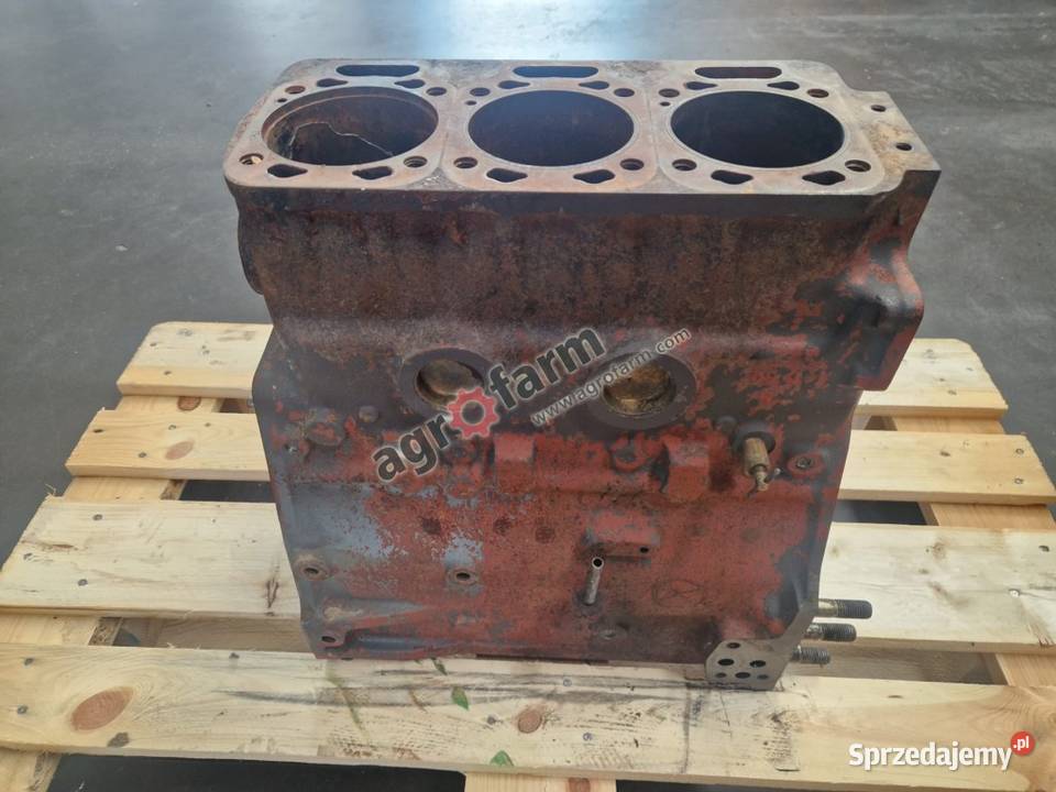 Blok silnika Renault Ceres 95 85 75 70 65 Byków sprzedam