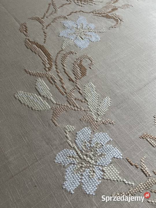 Obrus ręcznie hartowany kwiaty rękodzieło śląskie Zabrze