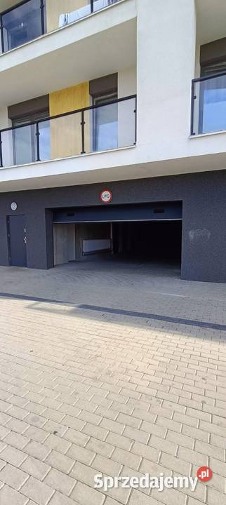Wynajmę miejsce postojowe w hali garażowej w Słupsk sprzedam