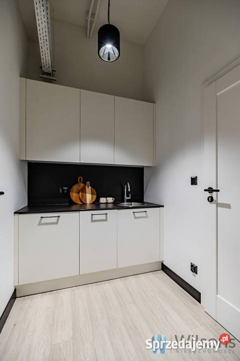 Lokal Warszawa 1299m2