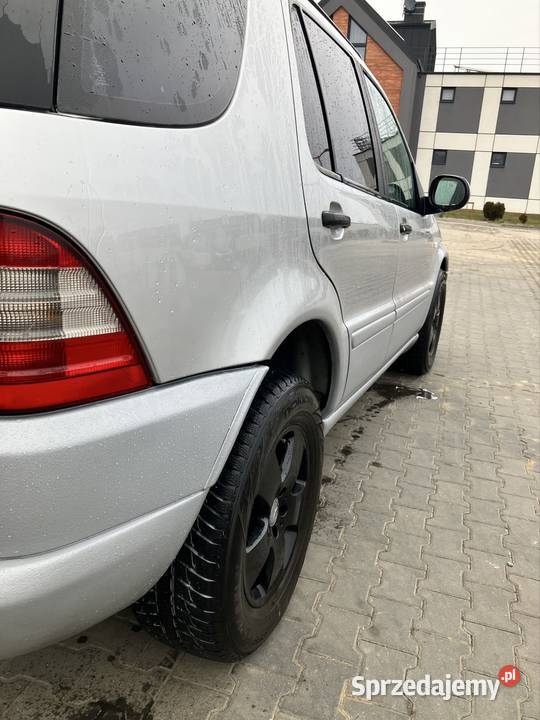 2001 MercedesBenz ml 430 w163 SUV Oleśnica