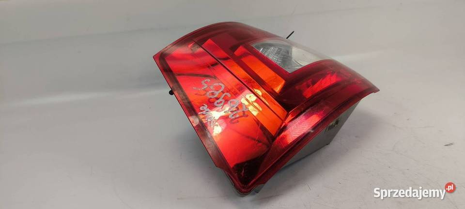 LAMPA PRAWA TYŁ SKODA OCTAVIA III 5E9945096A osobowe Lipno