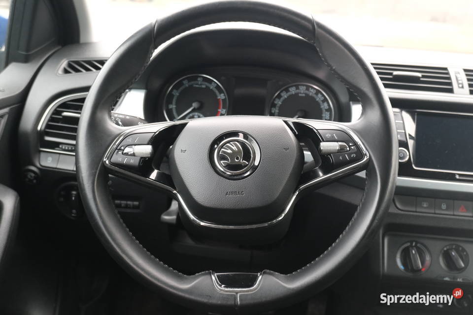 SKODA FABIA 2021 99900 ccm 60 9999999km Fabia Warszawa