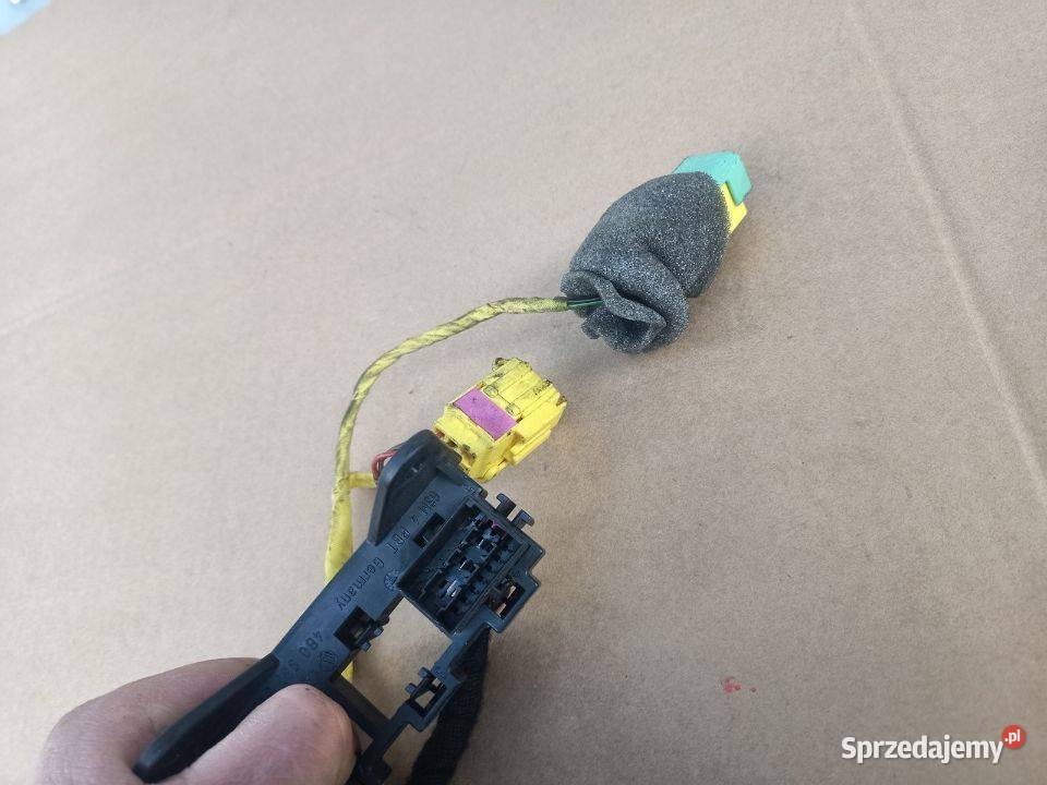 WIĄZKA INSTALACJA KOLUMNY KIEROWNICY 3D0972072 osobowe Skarżysko-Kamienna