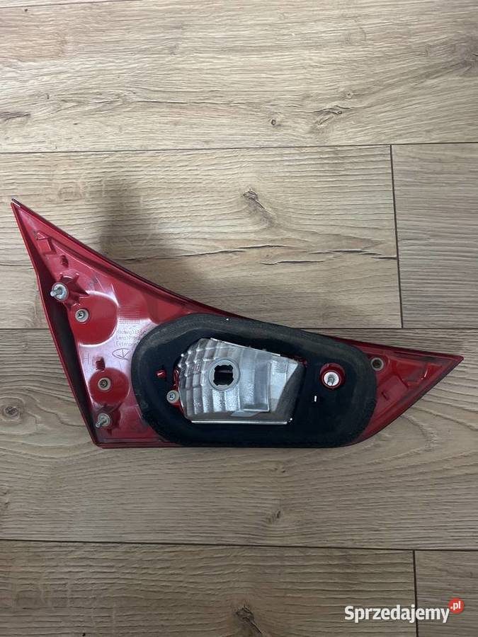 Lampa Prawa Tylna Klapa Toyota Auris II 20132015 dolnośląskie Wrocław