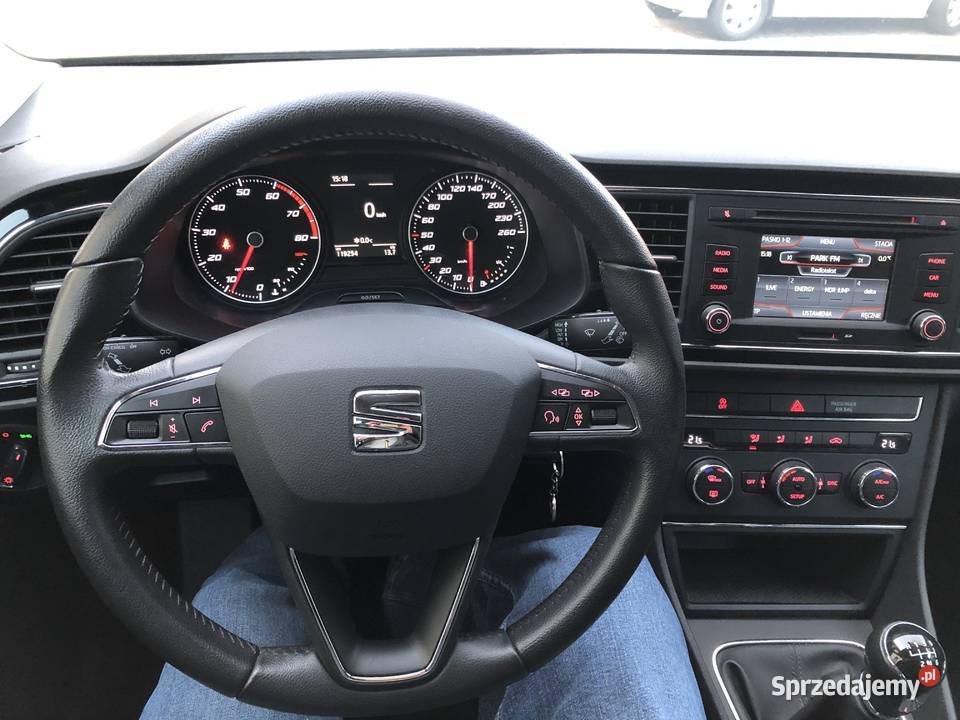 SEAT LEON ST 4 CYLINDROWY NA PASKU ROZRZĄDU 105 manualna Opole