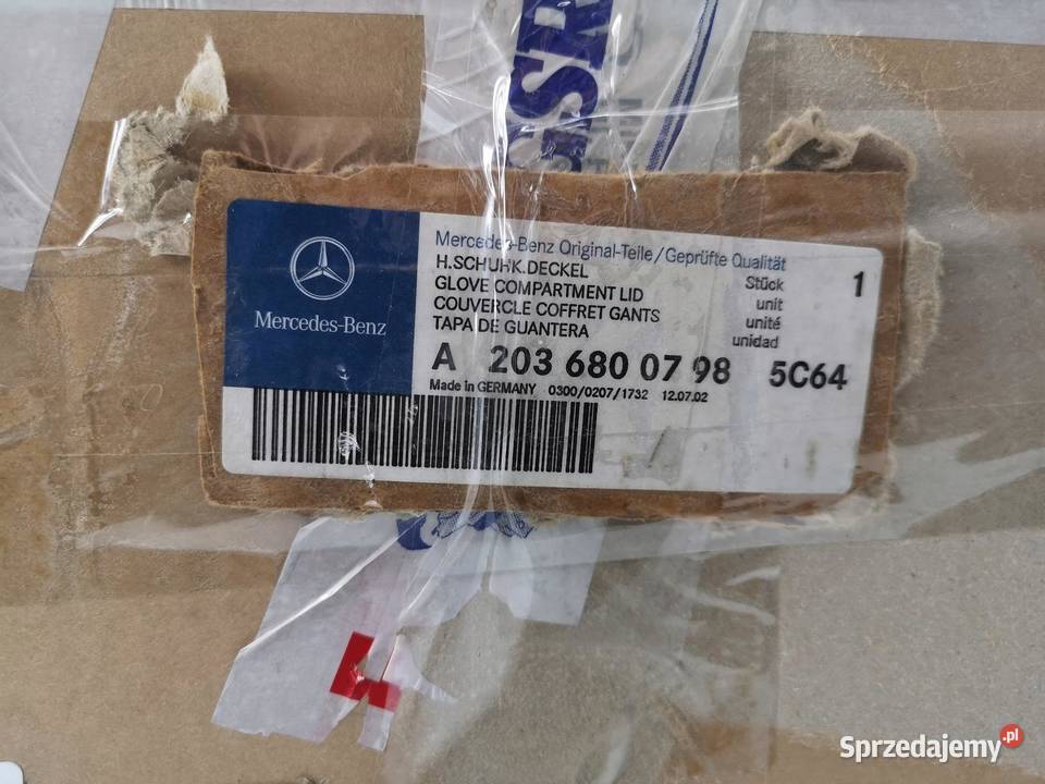 SCHOWEK DESKI ROZDZIELCZEJ MERCEDES CKLASA W203 sprzedam