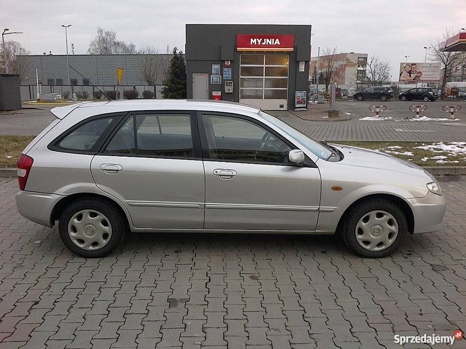 MAZDA 323f BJ 20 2001 ditd Serwisowana nieuszkodzony świętokrzyskie Ostrowiec Świętokrzyski