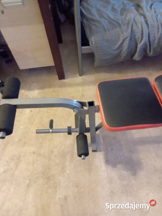 Ławka do ćwiczeń pod sztangę składana udźwig 200 Bolszewo