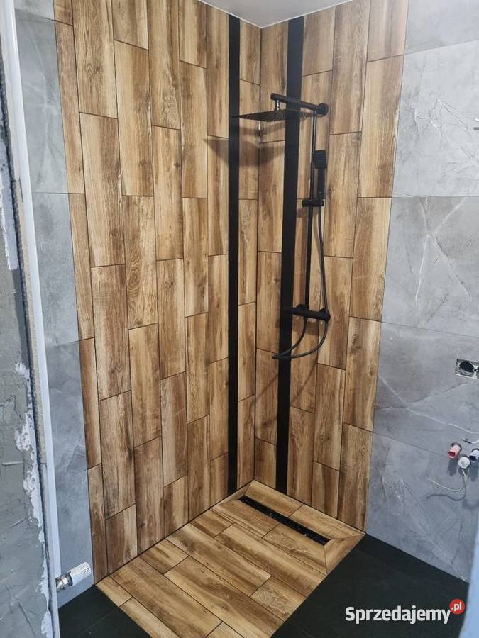 Układanie płytek lamelipaneli wykończenia wnętrz Kraków