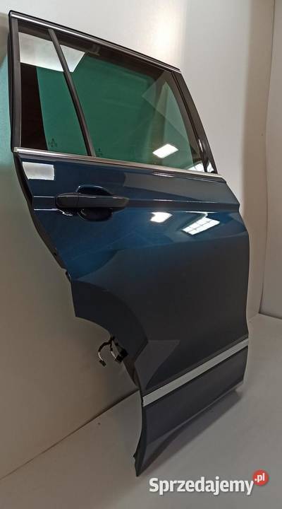 VW TIGUAN II DRZWI PRAWY TYŁ LP5J P5J sprzedam