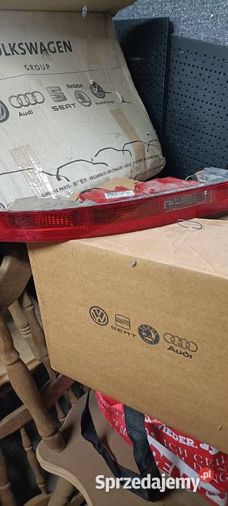 LAMPA TYLNA DOLNA LEWA AUDI Q5 0812 Luzino