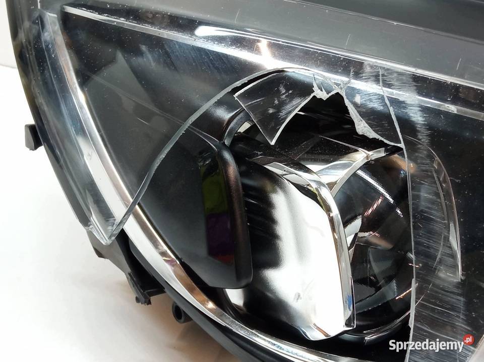 LAMPA PRZÓD PRAWA FULL LED EUROPA Peugeot 308 II