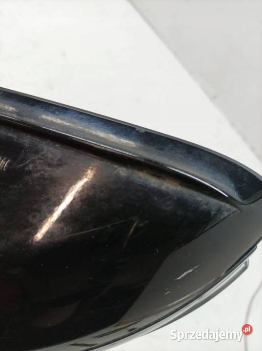 LUSTERKO PRAWE 14PIN EUROPA 2138102600 Mercedes