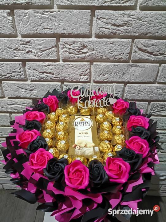 Box bukiet ma Dzień Kobiet z słodyczami sprzedam