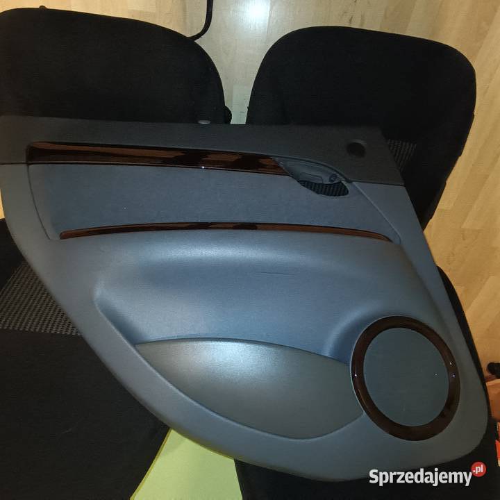 OKAZYJNIE FIAT CROMA tapicerka boczki kpl osobowe Łagów