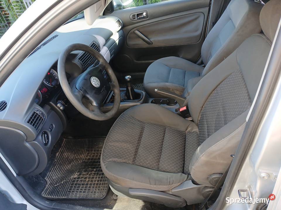Volkswagen Passat Kombi 19 131 6 bieg radio Działdowo sprzedam