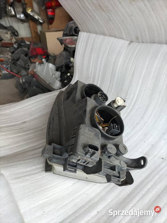lampa przód przednia prawa OPEL VECTRA B