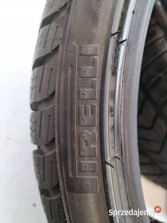 2x OPONA ZIMOWA PIRELLI SOTTOZERO 3 23535R19