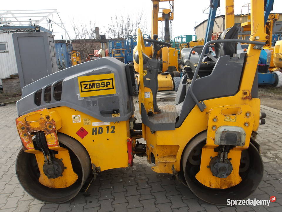 Walec dwubębnowy przegubowy Hamm HD12 VV Pleszew