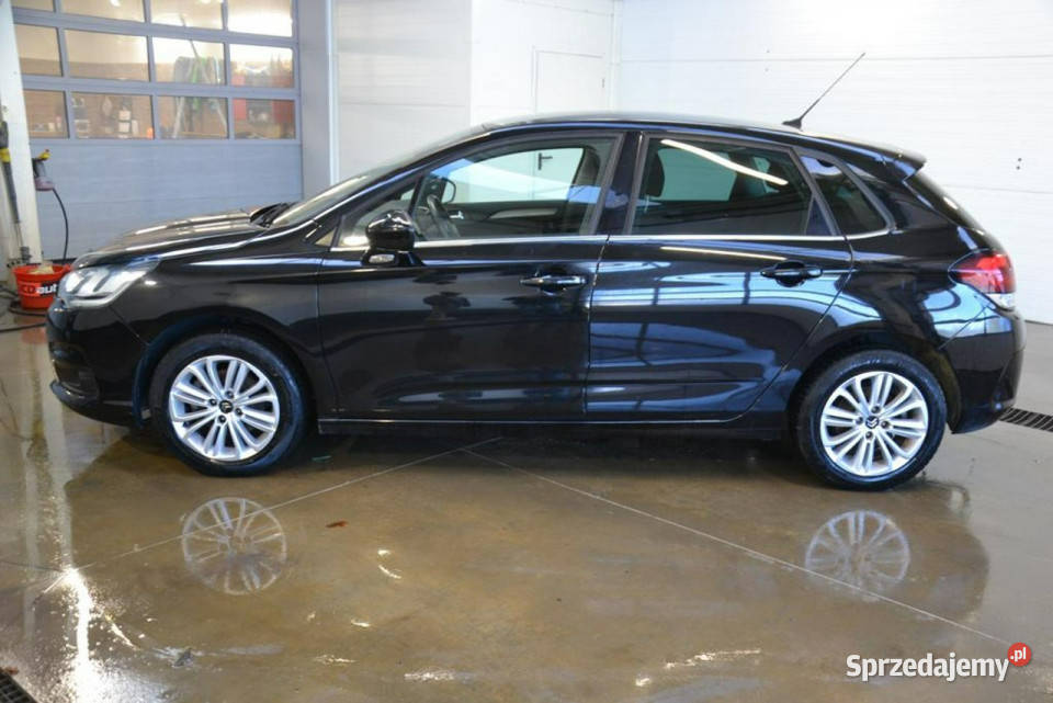Citroen C4 12 benzyna 130 6biegów ledy nawigacja