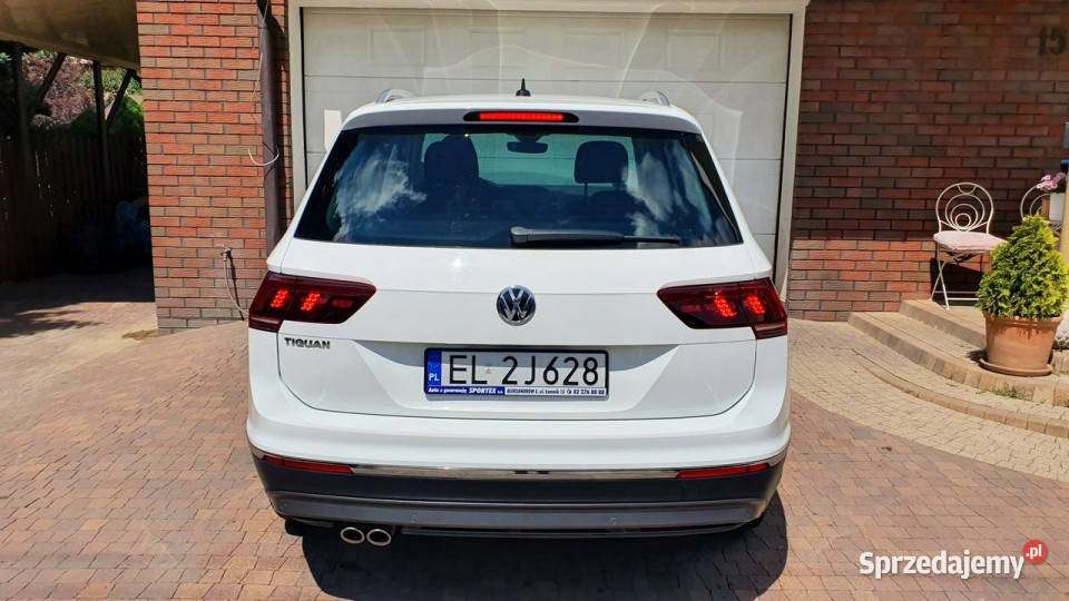Volkswagen Tiguan 14 TSI 150 DSG Highline światła LED Aleksandrów Łódzki