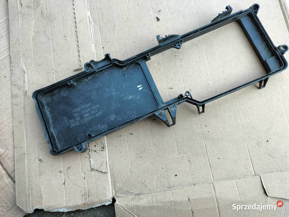 Mercedes W210 W 210 2105400682 POKRYWA GÓRN Kamień-Kolonia