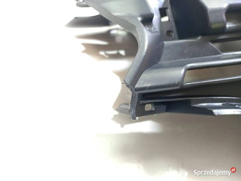 Renault Kadjar LIFT 2018 ATRAPA GRILL PRZÓD osobowe świętokrzyskie sprzedam