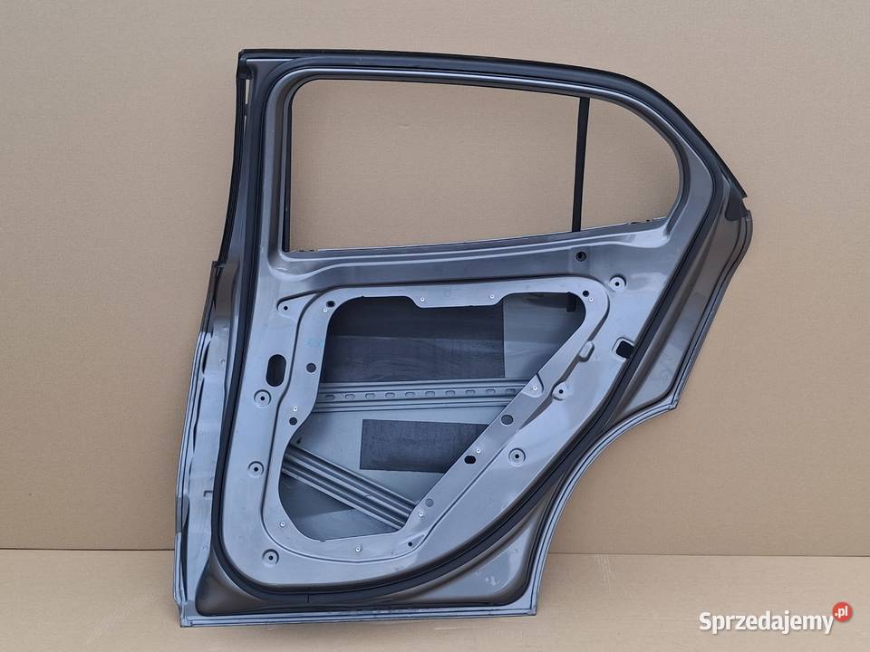 MERCEDES GLA W156 X156 DRZWI PRAWY TYŁ PRAWE Bieleń