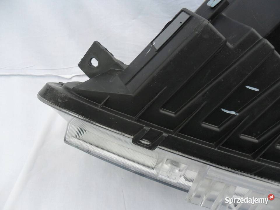 Maxus EDeliver 3 reflektor prawy przedni lampa Lampy przednie wielkopolskie Nowy Tomyśl