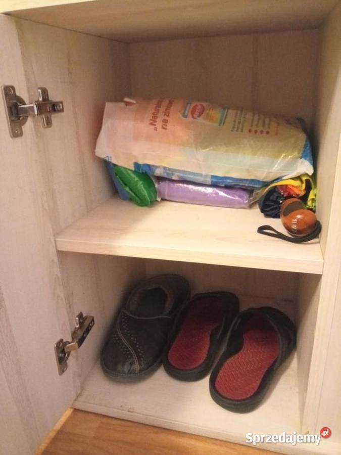 Szafka do przedpokoju z siedziskiem szare drewno Pyrzyce