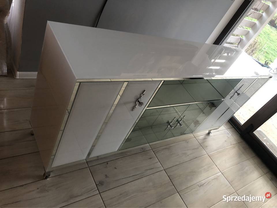 Komoda biała lustrzana noga Ludwik gałka Kępno