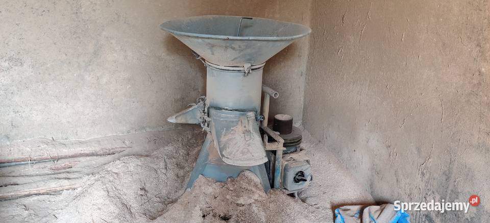 Młyn bijakowy rozdrabniacz Bąk 75Kw nieuszkodzony