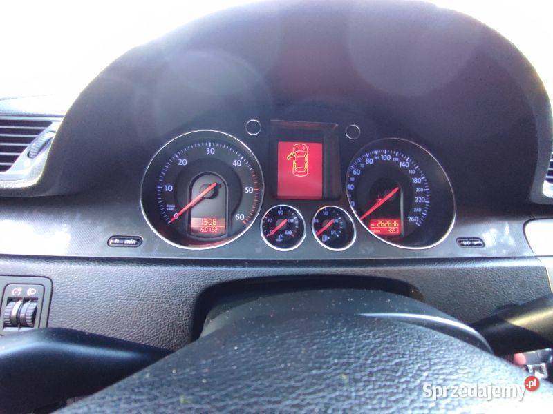 VW Passat kombi czarny nieuszkodzony Bydgoszcz