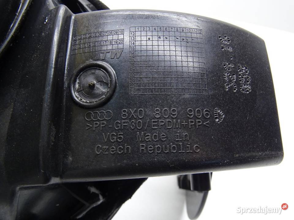 KLAPKA WLEWU PALIWA KOREK 8X0971749 AUDI A1 8X sprzedam