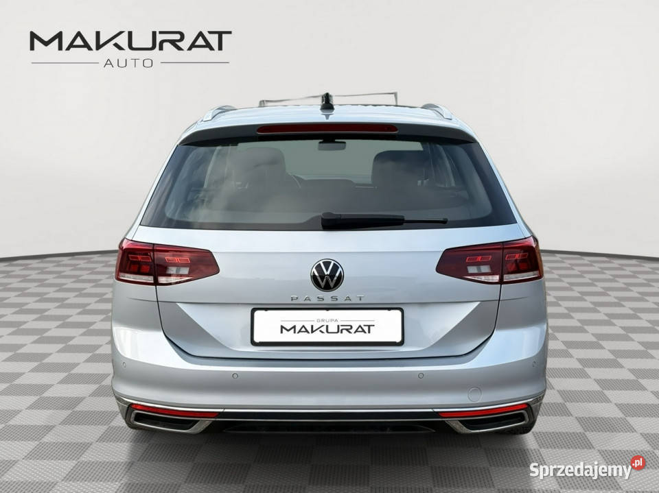 Volkswagen Passat WD4227T15 TSI Elegance DSG Kombi Pępowo