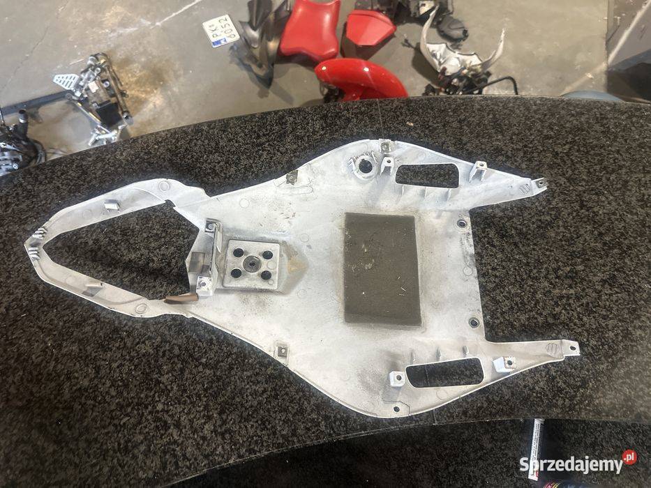 YAMAHA YZFR6 600 RJ11 0607 Zadupek Nadkole Poznań