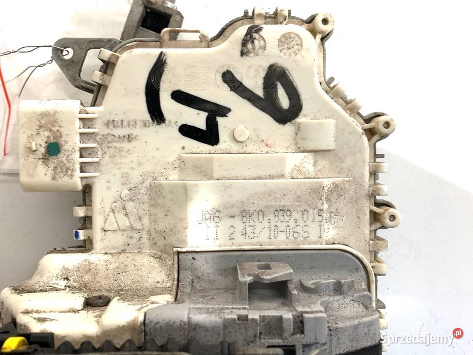 ZAMEK DRZWI LEWY TYŁ AUDI Q5 8R SUV 0817