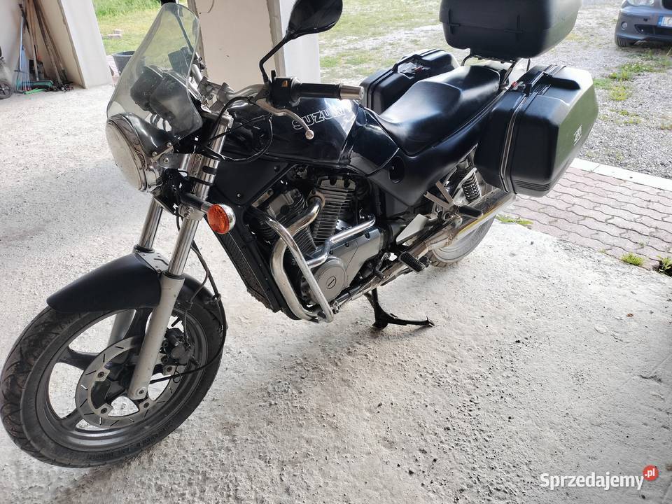 Suzuki VX 800 Kufry Kamień