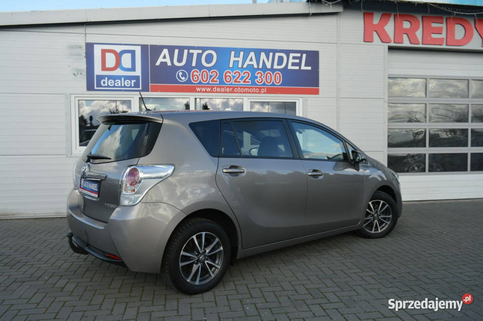 Toyota Verso 16 D4D Serwisowany Panoramadach ABS