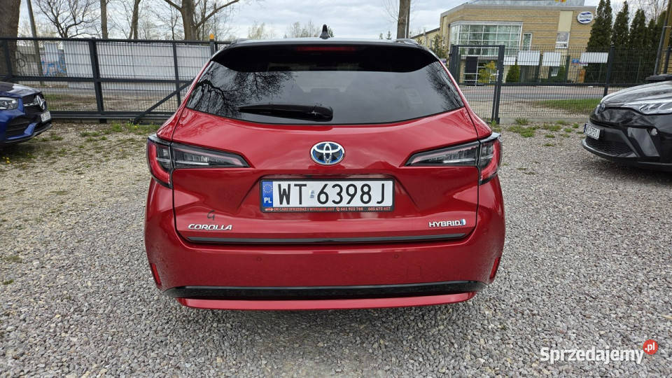 Toyota Corolla 18 HSD SELECTION Hand Free El kamera cofania Corolla