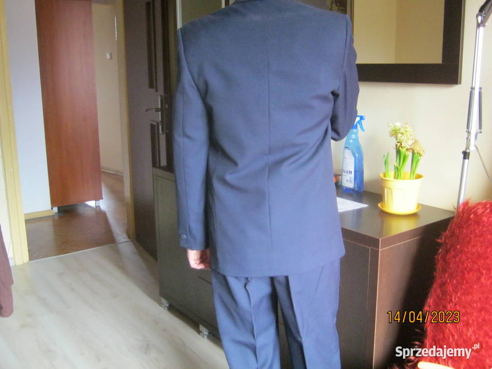 Granatowy garnitur ze spodniamiuzyty 3 razy Męska Rzeszów