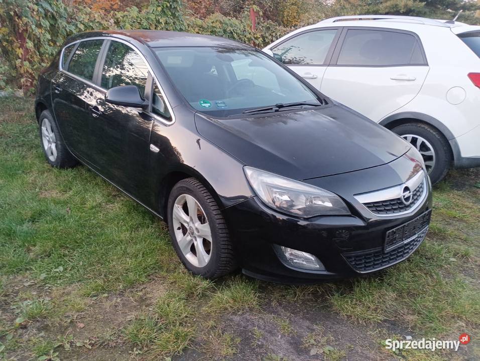 Astra J części kolor Z20R blotnik osobowe Góra sprzedam