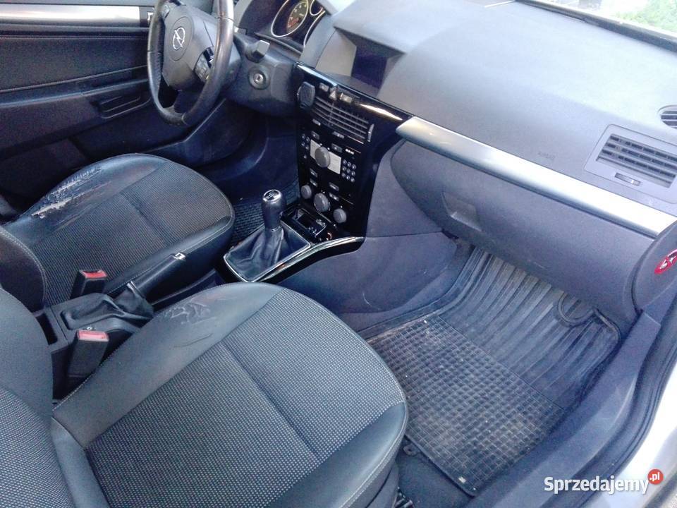 Opel Astra H z Hakiem Wałbrzych