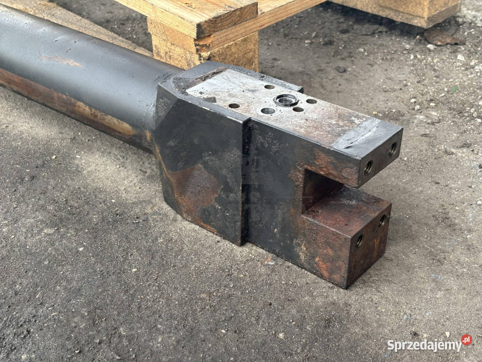 CAT TH 330 B TH330B Siłownik wysuwu ramienia