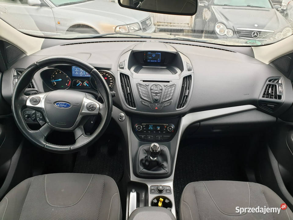 Ford Kuga 16 Benzyna 150 Koni Manual Navi Niski wspomaganie kierownicy Lublin