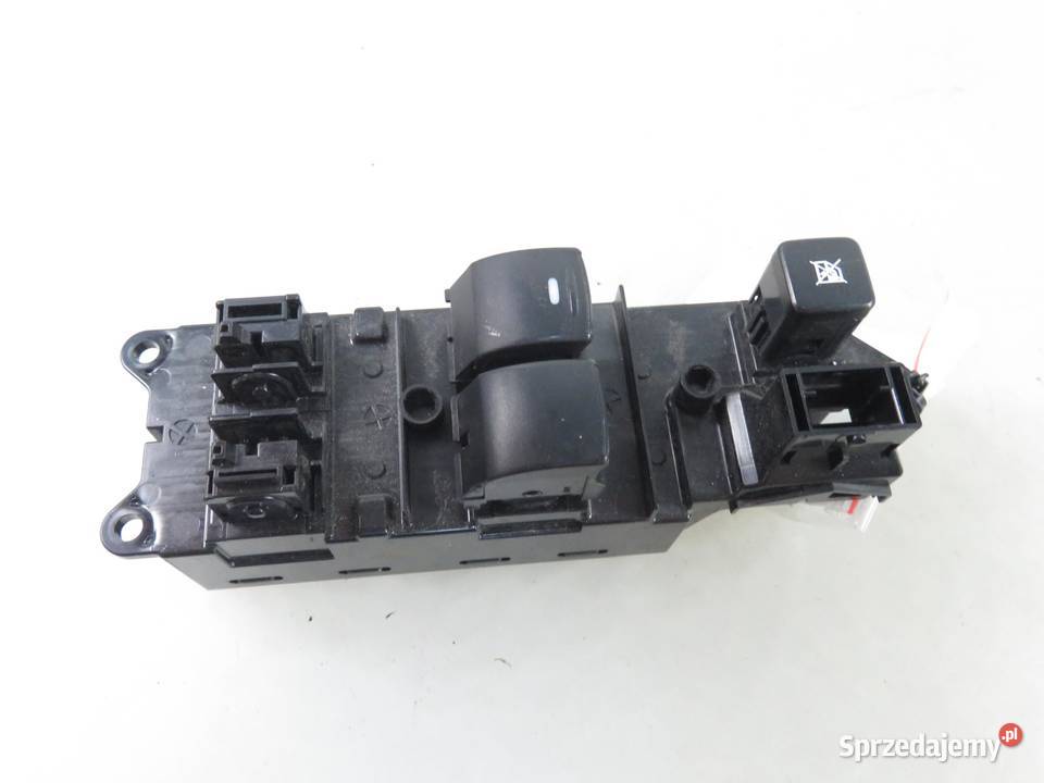 PANEL SZYB MITSUBISHI SPACE STAR II 8608A330