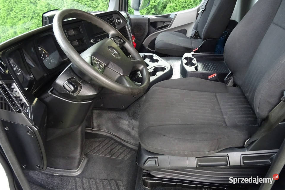 Mercedes Antos 1830 Euro6 kontener 21pal winda mazowieckie Góra Kalwaria
