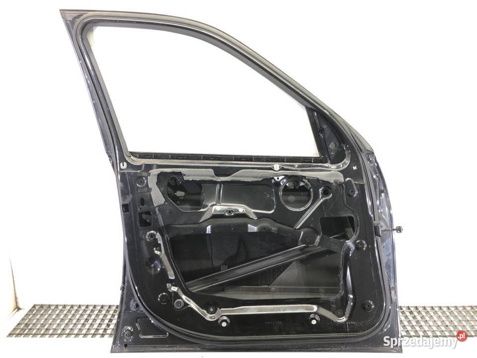 DRZWI LEWY PRZÓD BMW E70 SUV 0613
